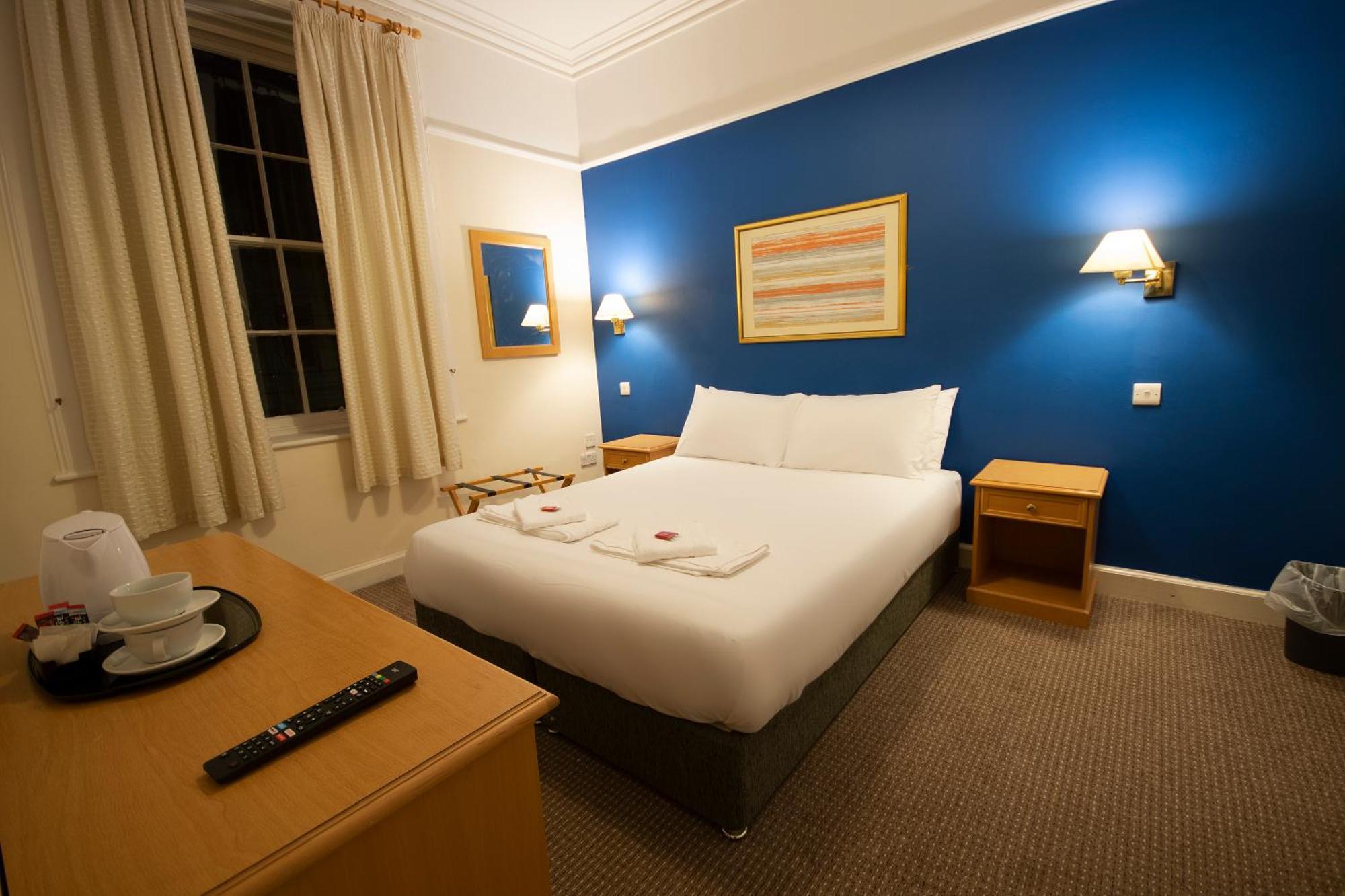 Douglas Arms Hotel by Paymán Club Castle Douglas Quarto foto