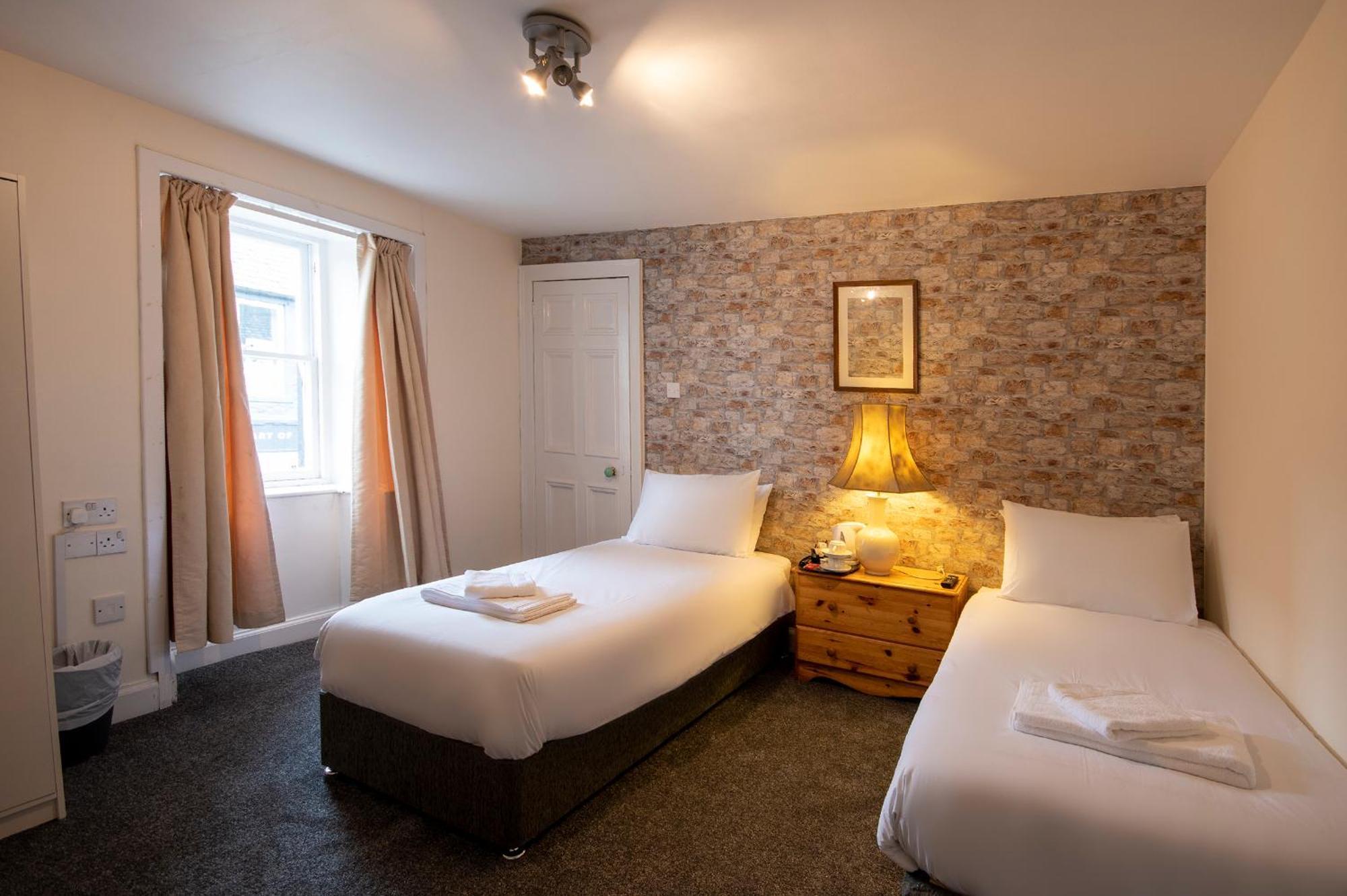 Douglas Arms Hotel by Paymán Club Castle Douglas Quarto foto